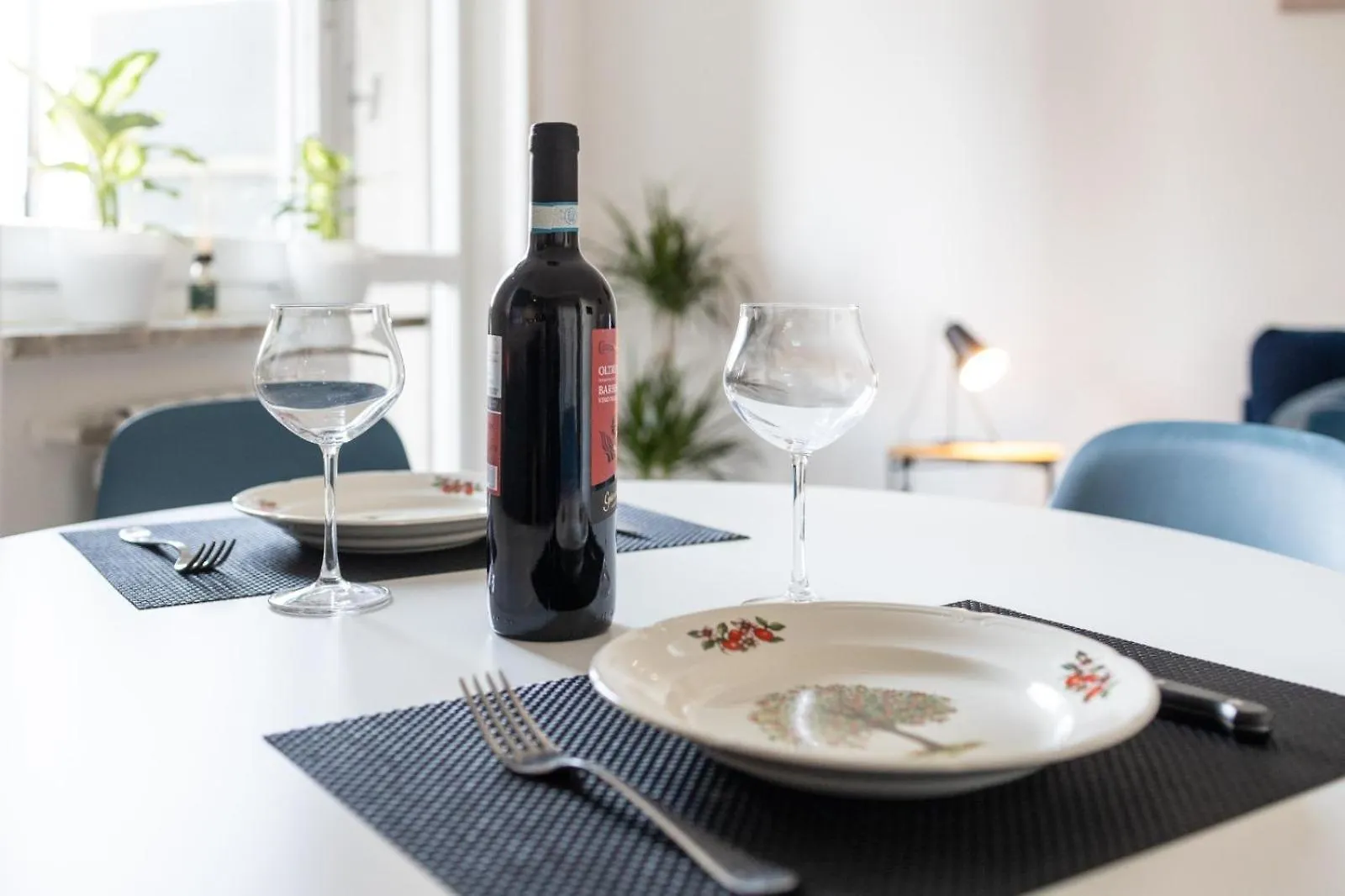 Dreams Little Apartment - M5 Station - Near Center Milan