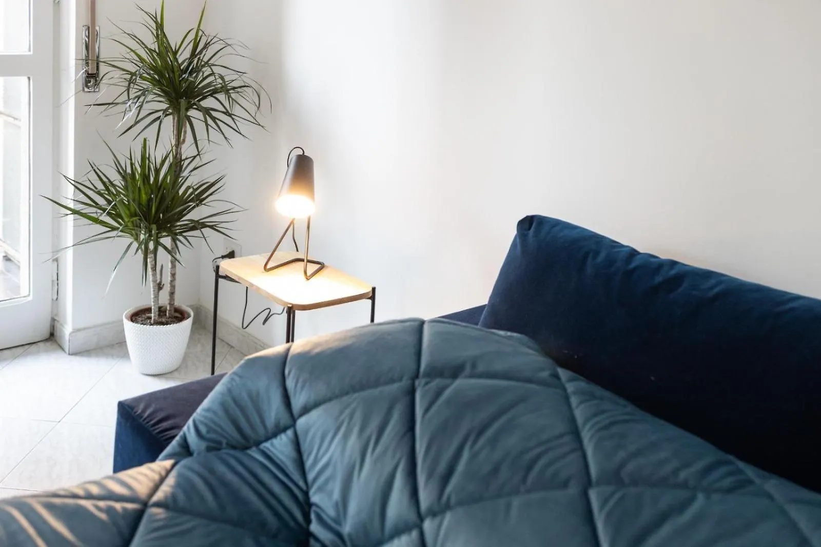 Dreams Little Apartment - M5 Station - Near Center Милан