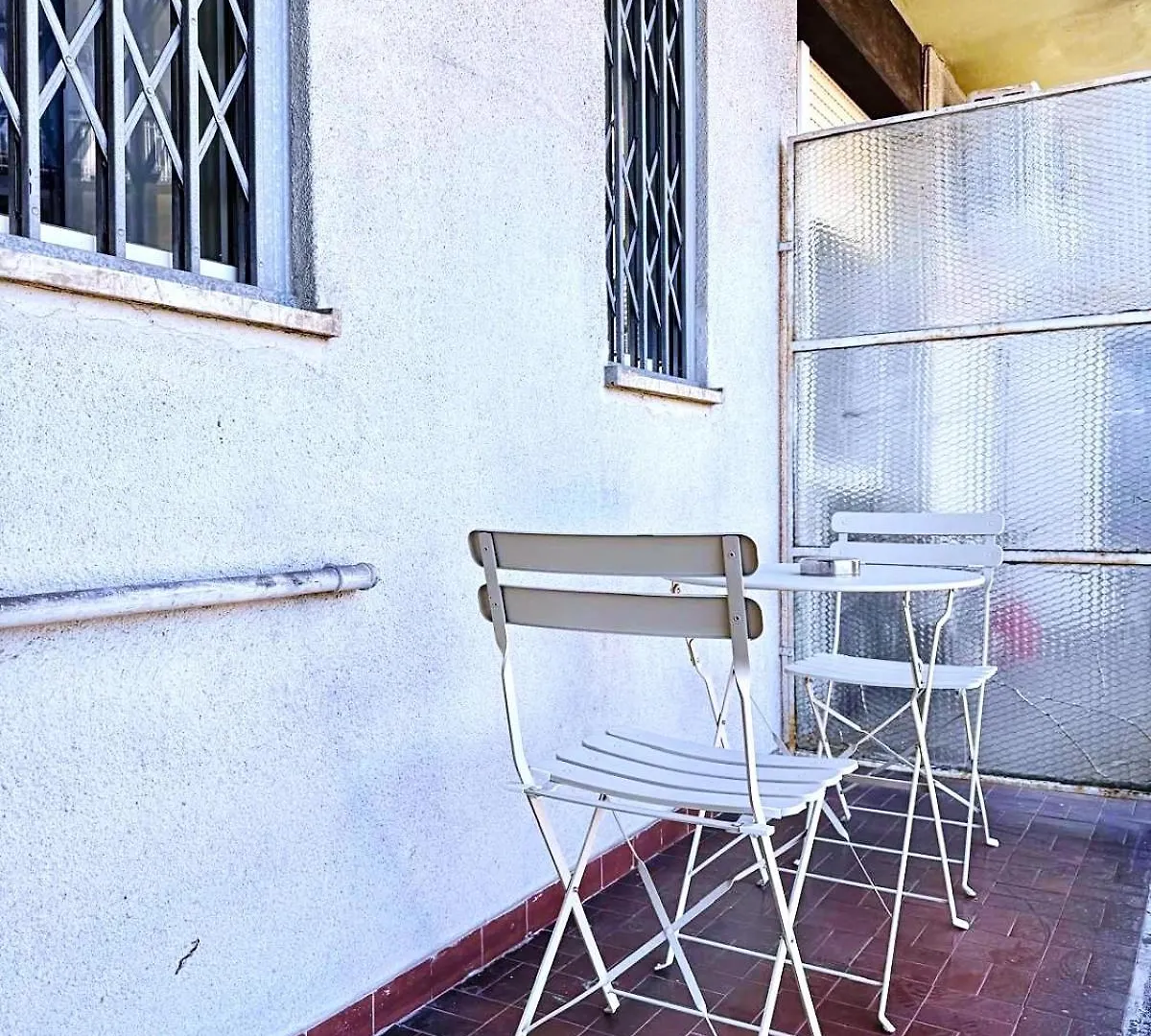 Dreams Little Apartment - M5 Station - Near Center Милан